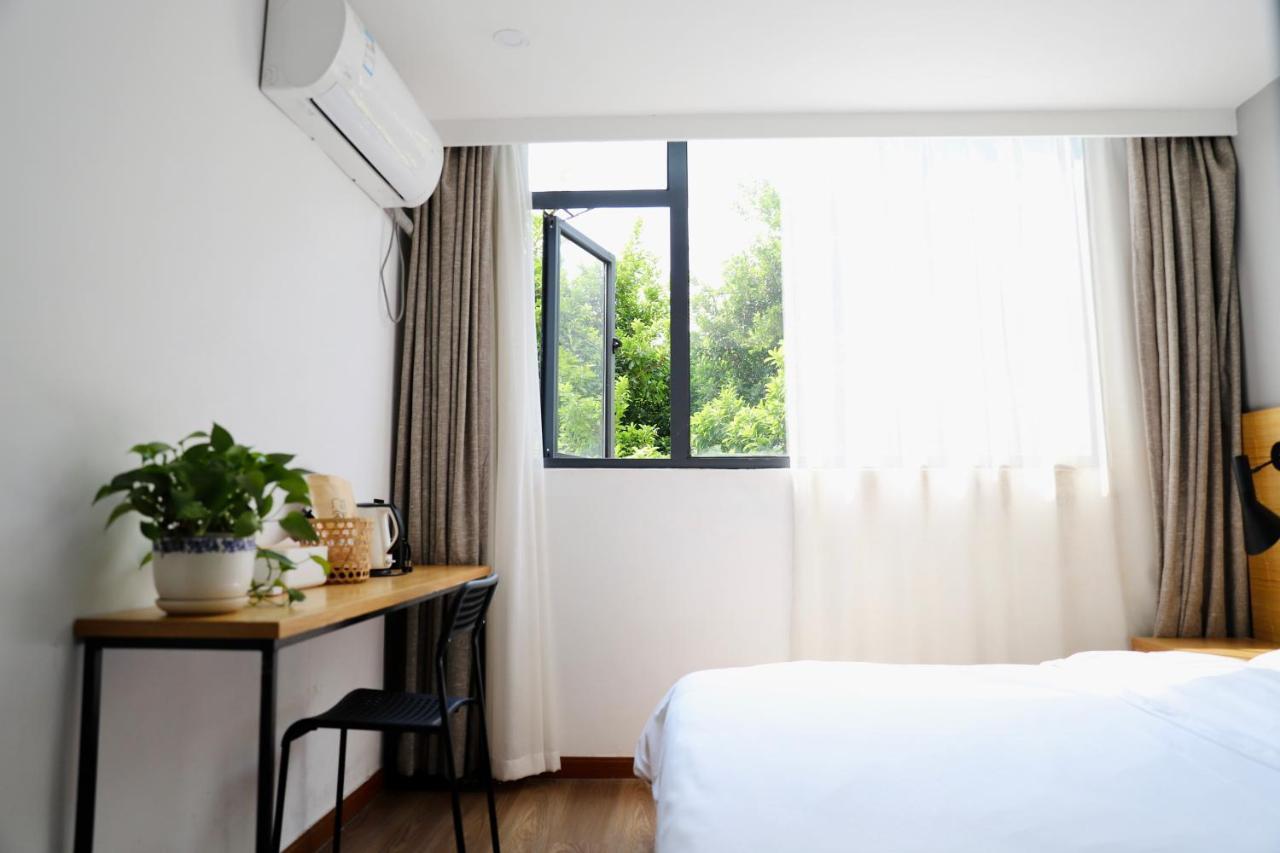 Travel Light Inn Guilin Esterno foto