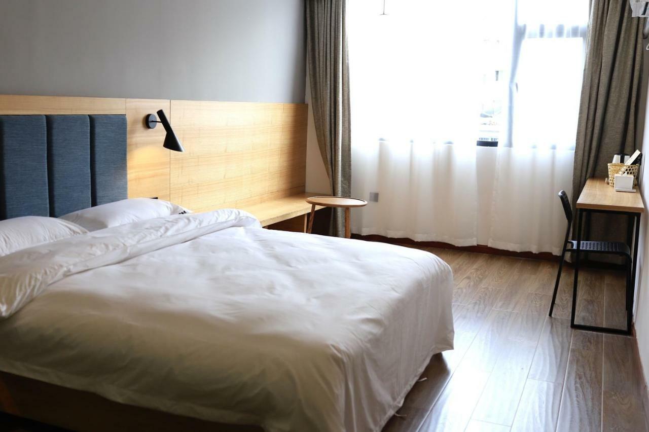 Travel Light Inn Guilin Esterno foto